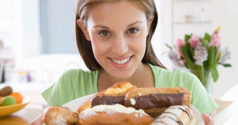 Food Cravings? Manage Them With an Intuitive Approach