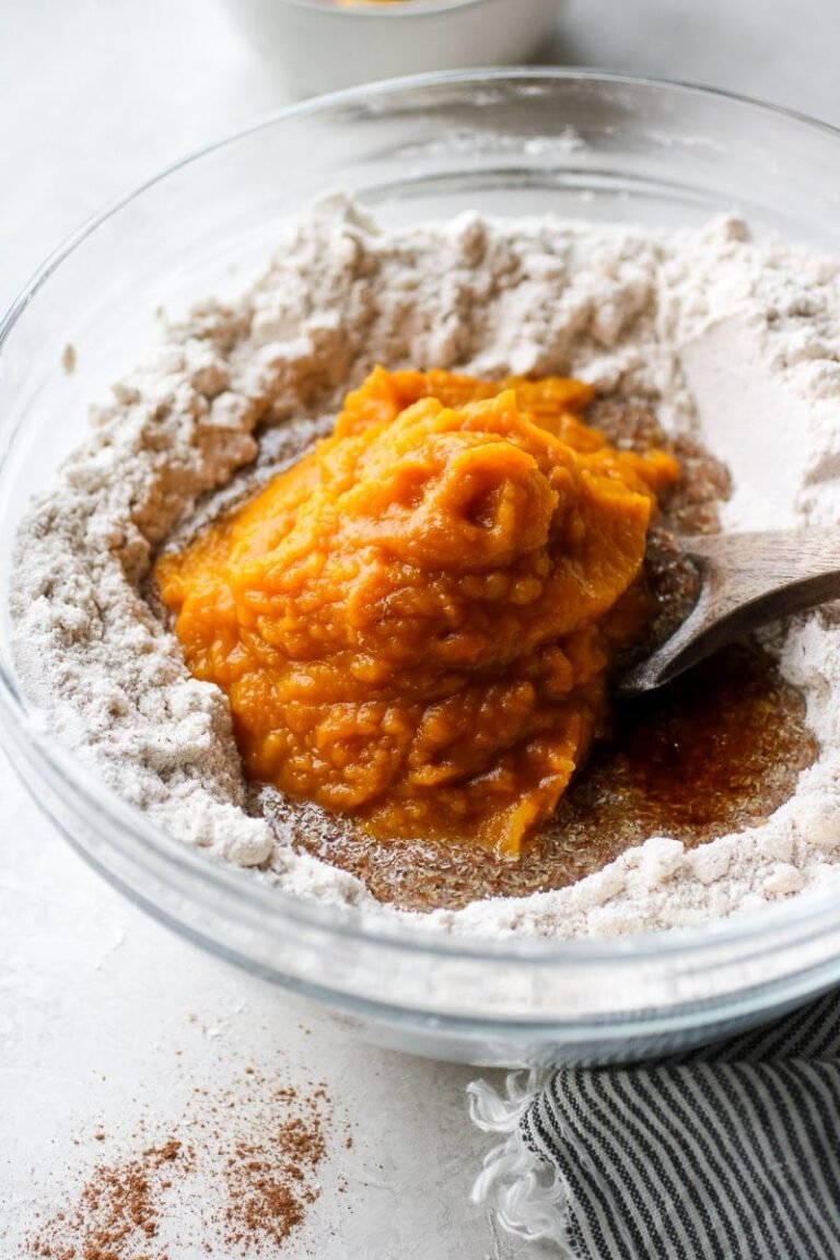 Easy Pumpkin Recipes (26 Ways To Use Canned Pumpkin)