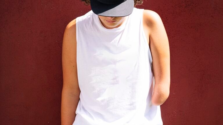 After an amputation, the brain remembers the body’s lost limb : Shots