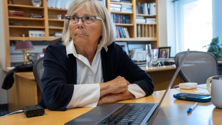 After losing NIH support, cancer researcher struggles to keep lab open : Shots